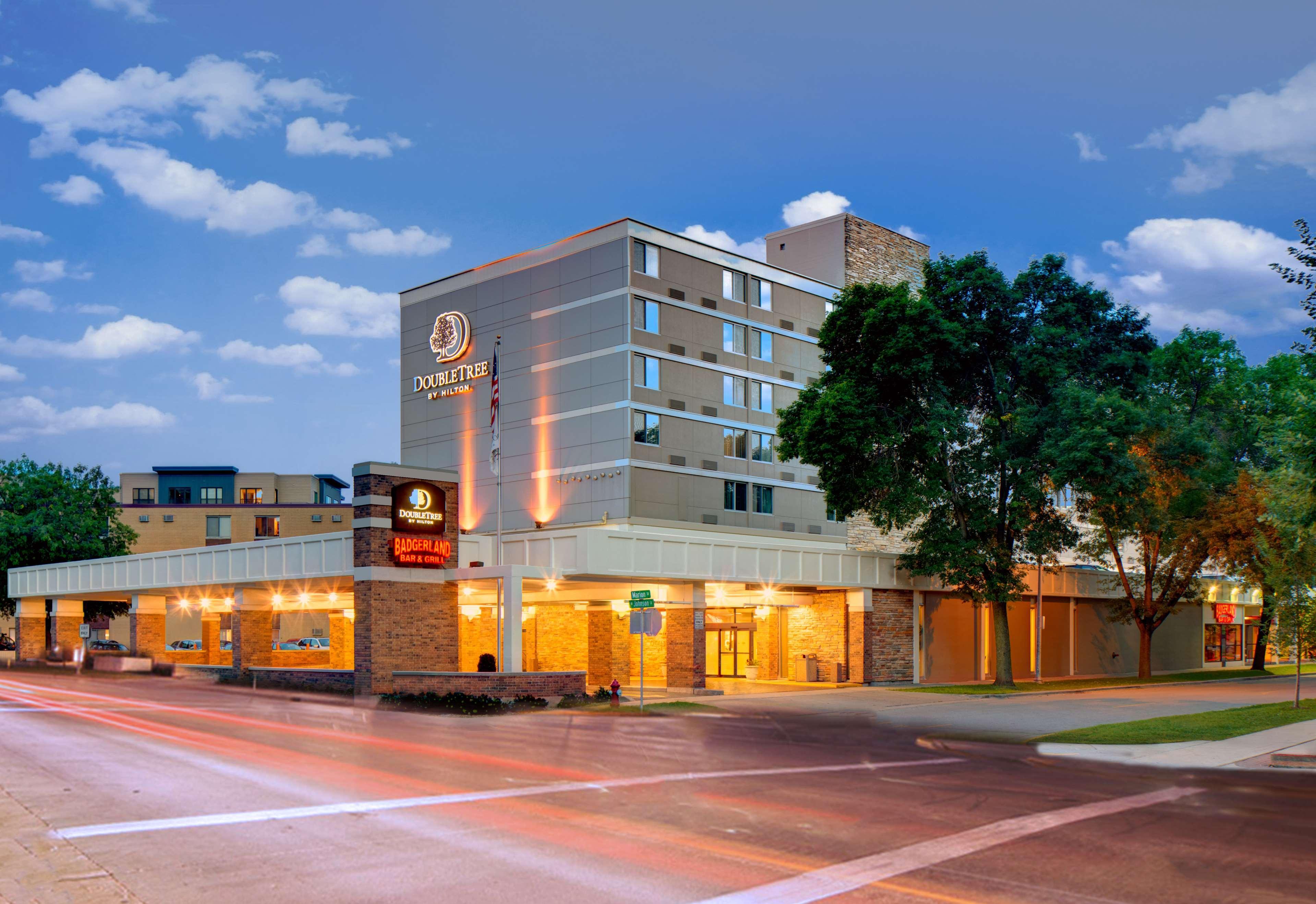 מלון Doubletree By Hilton Madison Downtown מראה חיצוני תמונה