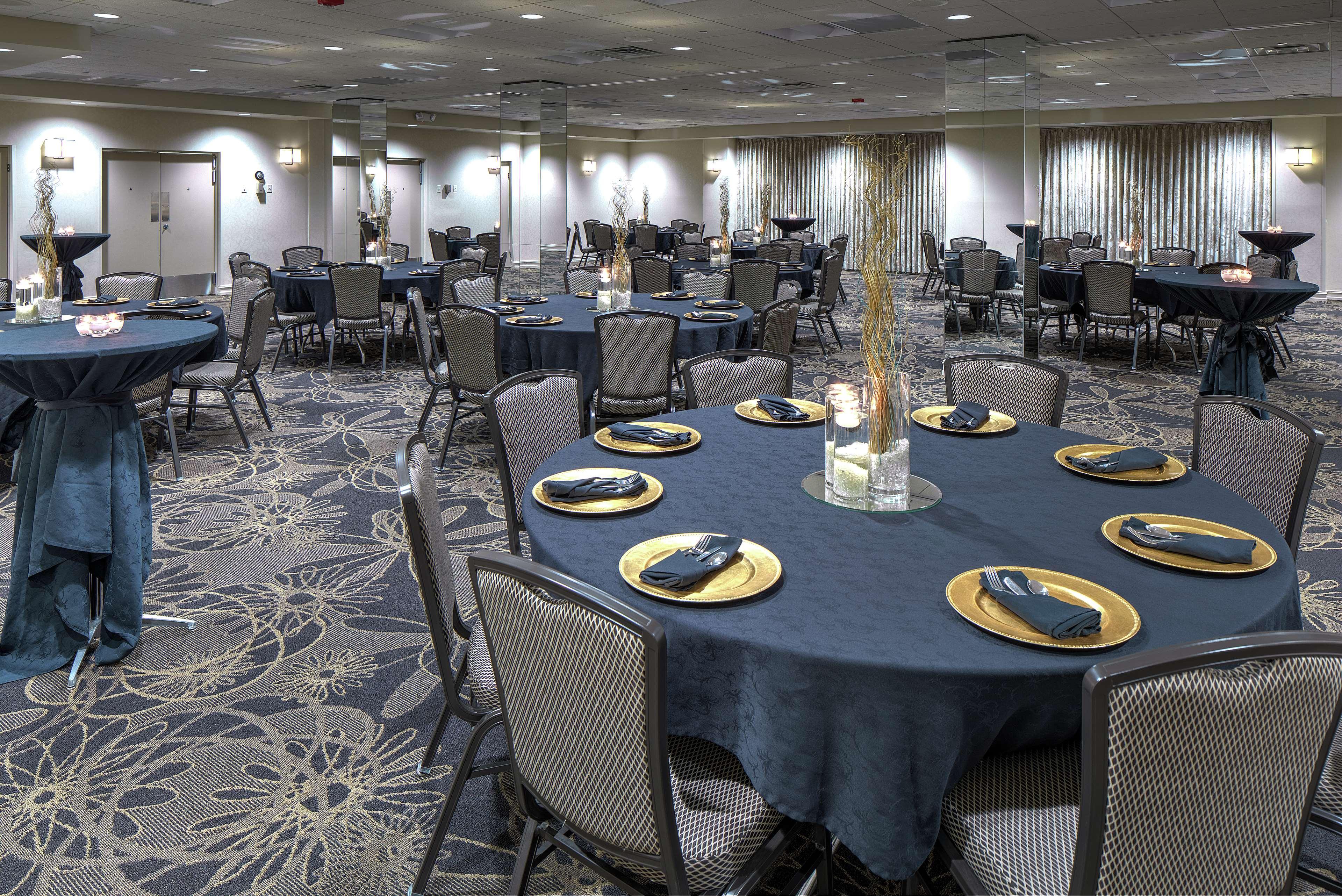 מלון Doubletree By Hilton Madison Downtown מראה חיצוני תמונה